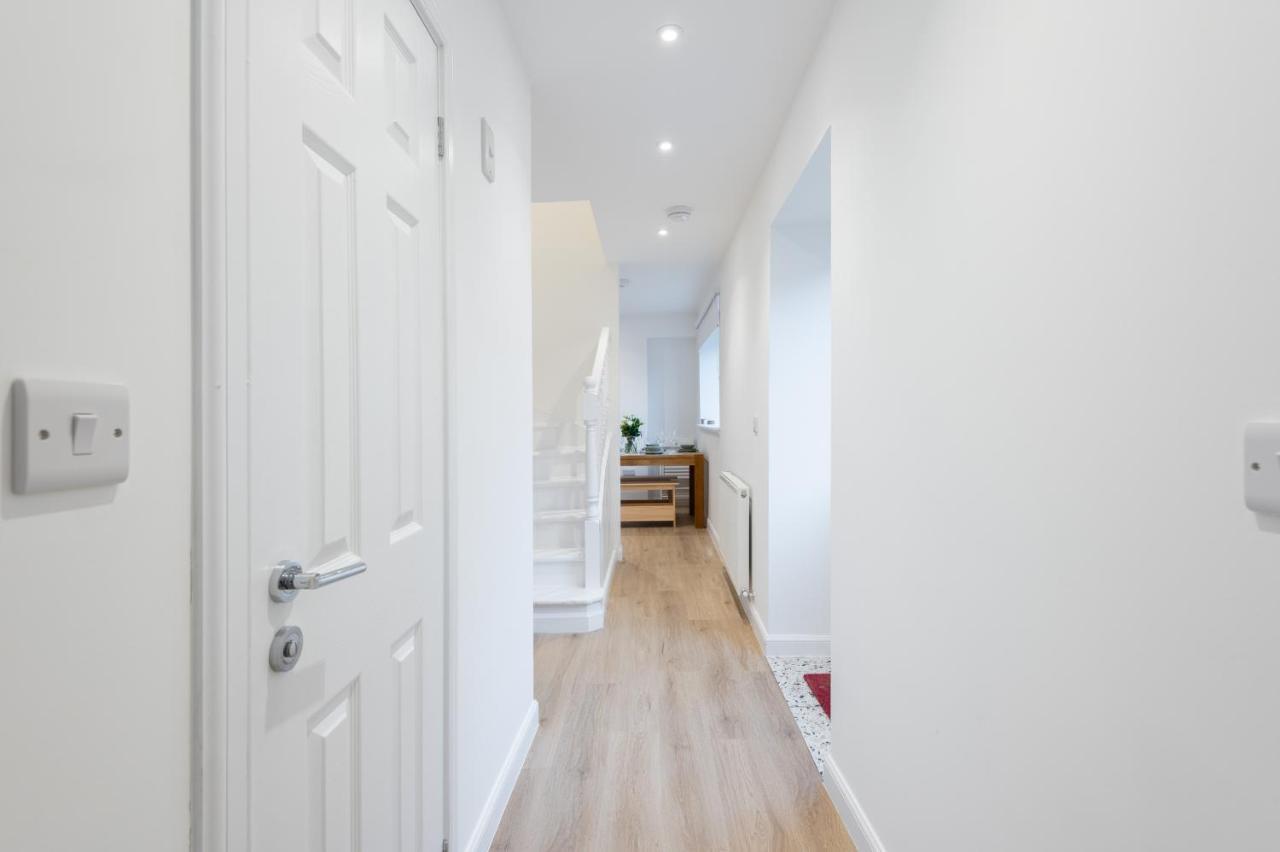 The Pinkish House - 4 Bed Home In The Town Centre Blairgowrie and Rattray Extérieur photo