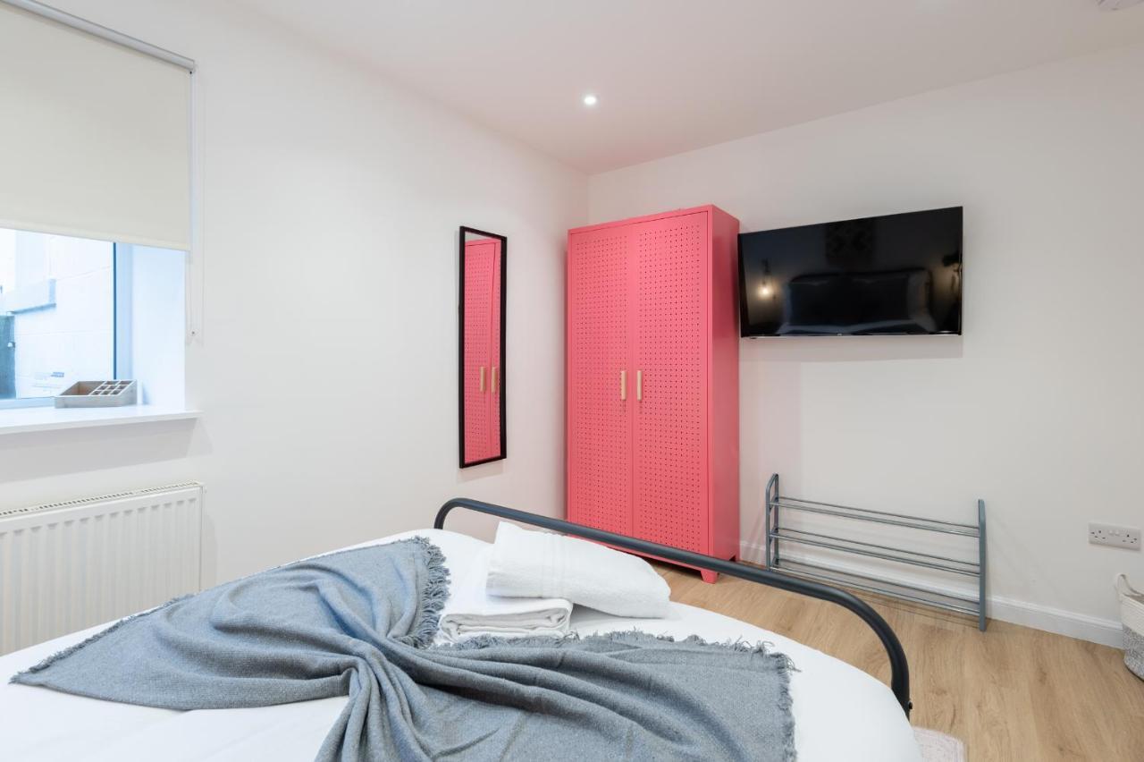 The Pinkish House - 4 Bed Home In The Town Centre Blairgowrie and Rattray Extérieur photo